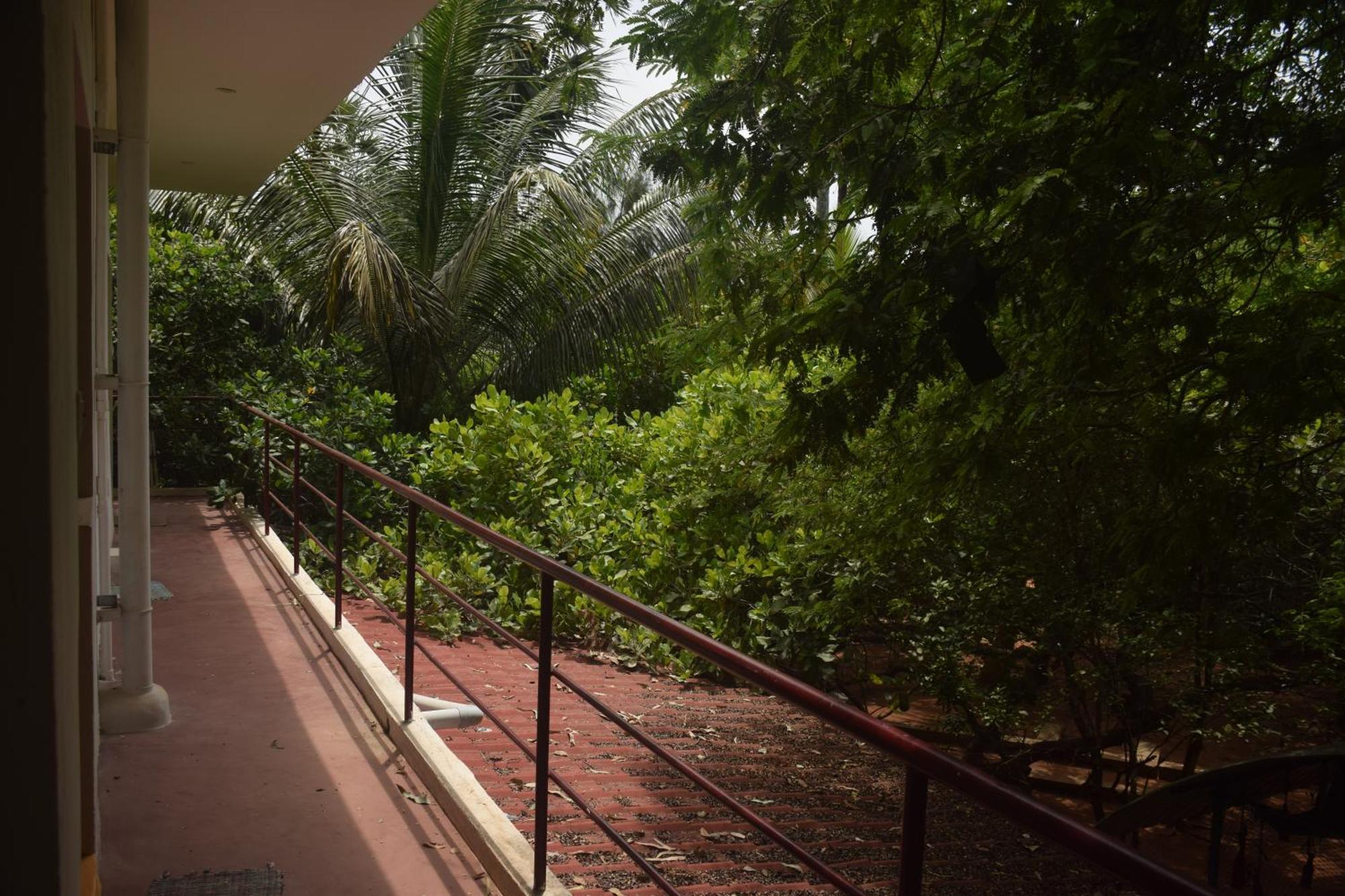 Hotel Travellers Crib Auroville Exterior foto